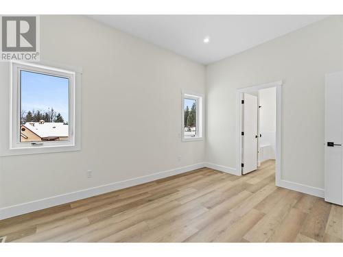 231 20 Street Ne Unit# 1, Salmon Arm, BC - Indoor Photo Showing Other Room