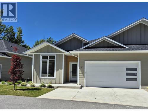 231 20 Street NE Unit# 1  Salmon Arm, BC V1E 2Z7