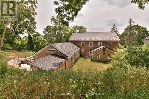 38 Shirk Place, Kitchener, ON - Outdoor