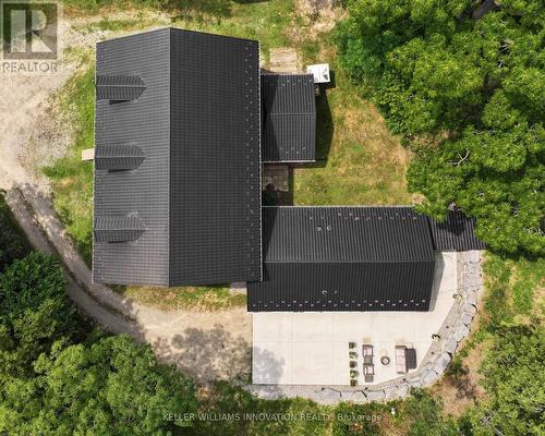 38 Shirk Place, Kitchener, ON - Outdoor