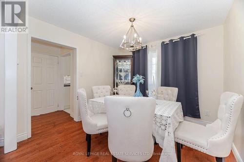 3245 Aubrey Road, Mississauga, ON - Indoor Photo Showing Dining Room