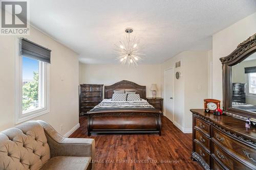 3245 Aubrey Road, Mississauga, ON - Indoor