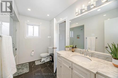 3245 Aubrey Road, Mississauga, ON - Indoor Photo Showing Bathroom