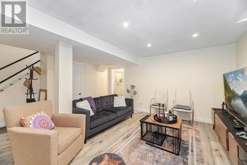 3245 Aubrey Road, Mississauga, ON - Indoor Photo Showing Living Room