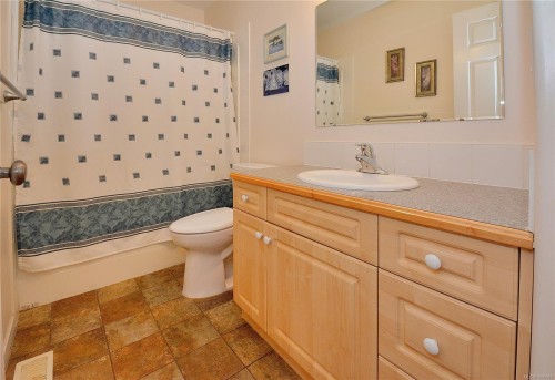 53-6231 Farber Way, Nanaimo, BC 