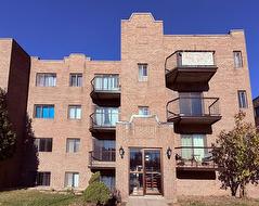 201-12429 Rue Lachapelle  Montréal (Ahuntsic-Cartierville), QC H4J 2N2