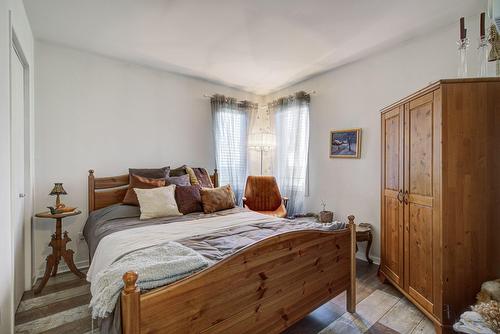 Chambre à coucher - 9 64E Avenue O., Saint-Paul-De-L'Île-Aux-Noix, QC - Indoor Photo Showing Bedroom