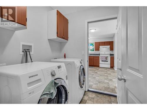 3132 Woodsdale Road, Lake Country, BC - Indoor Photo Showing Laundry Room
