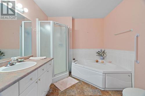 25 Shadow Lane, South Huron (Exeter), ON - Indoor Photo Showing Bathroom