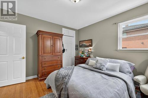Main Floor Primary Bedroom - 204 Burnside Drive, London East (East I), ON - Indoor Photo Showing Bedroom
