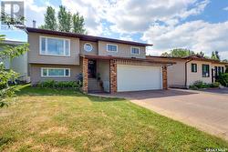 1699 Allbright CRESCENT  Prince Albert, SK S6V 7C3