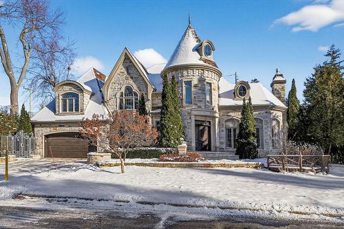 Frontage - 5 Av. Stewart, Pointe-Claire, QC - Outdoor