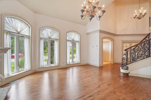 Living room - 5 Av. Stewart, Pointe-Claire, QC - Indoor Photo Showing Other Room