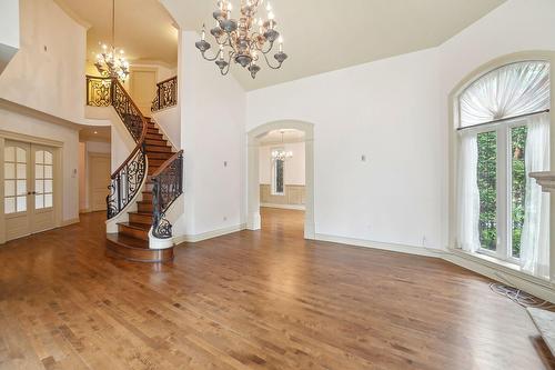 Living room - 5 Av. Stewart, Pointe-Claire, QC - Indoor Photo Showing Other Room With Fireplace