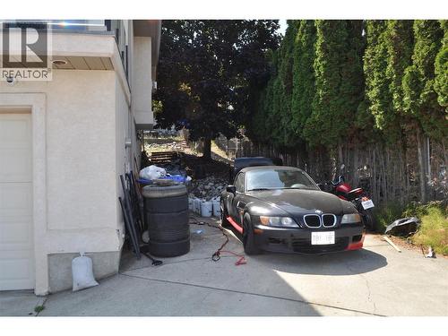 391 Stellar Drive, Kelowna, BC - Outdoor