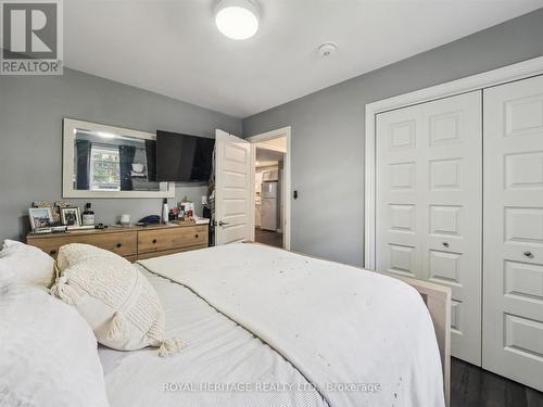 321 David Street, Gravenhurst, ON - Indoor Photo Showing Bedroom