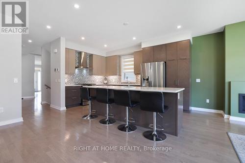 159 Rockmelon Street, Ottawa, ON - Indoor Photo Showing Kitchen With Upgraded Kitchen