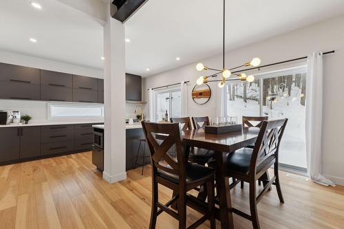 Salle à manger - 68 Ch. Réthier, Val-Des-Monts, QC - Indoor Photo Showing Dining Room