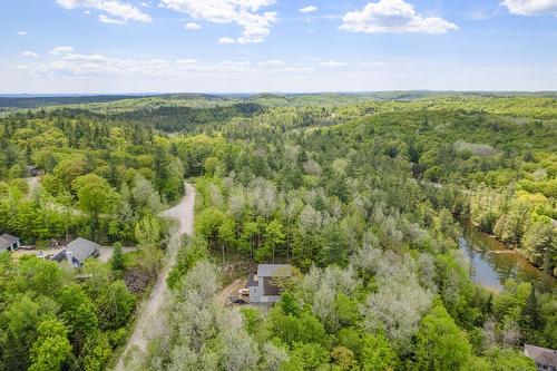 Photo aérienne - 68 Ch. Réthier, Val-Des-Monts, QC - Outdoor With View