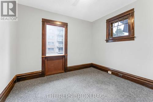 322 Waverley Street, Ottawa, ON - Indoor Photo Showing Other Room