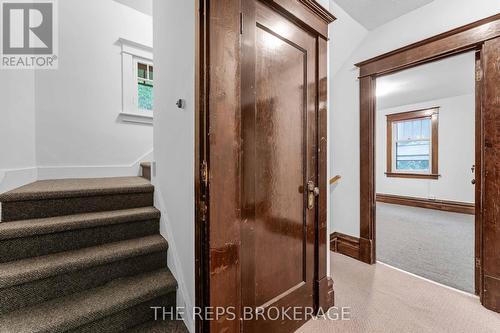 322 Waverley Street, Ottawa, ON - Indoor Photo Showing Other Room