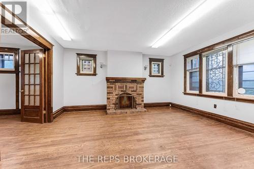 322 Waverley Street, Ottawa, ON - Indoor Photo Showing Other Room With Fireplace
