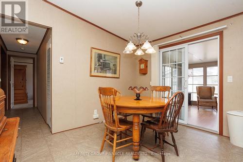 20 Creekside Circle, Kawartha Lakes (Verulam), ON - Indoor Photo Showing Dining Room