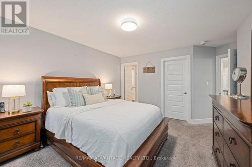 Master bedroom - 380 Tansbury Street, London North (North E), ON - Indoor Photo Showing Bedroom