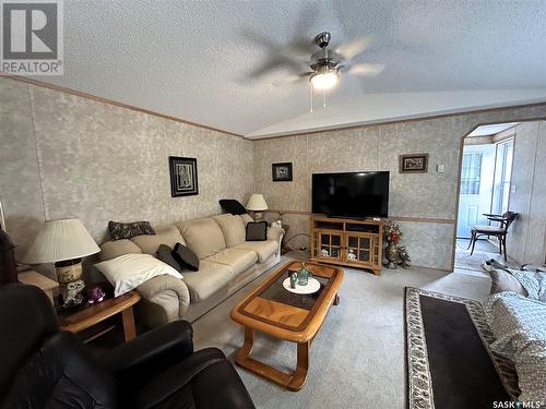 619 1St Avenue E, Choiceland, SK 