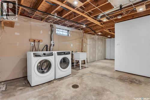 2643 Kliman Crescent, Regina, SK - Indoor Photo Showing Laundry Room