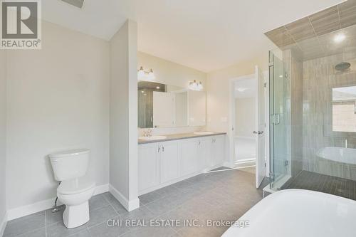 101 York Drive, Peterborough, ON - Indoor Photo Showing Bathroom