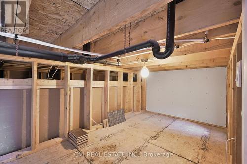 101 York Drive, Peterborough, ON - Indoor Photo Showing Garage