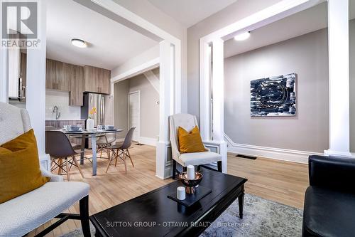 A - 185 Rochester Street W, Ottawa, ON - Indoor