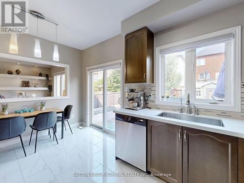 25 D'Eva Drive, Vaughan, ON - Indoor Photo Showing Kitchen With Double Sink