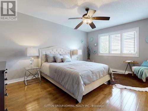 25 D'Eva Drive, Vaughan, ON - Indoor Photo Showing Bedroom
