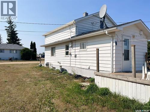 201 2Nd A Street W, Chamberlain, SK - Outdoor