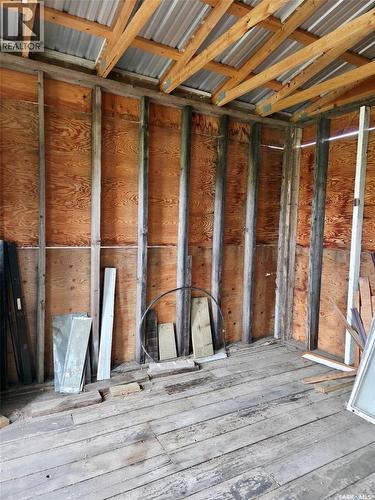 201 2Nd A Street W, Chamberlain, SK - Indoor Photo Showing Basement