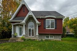 454 Rue Lafleur  Brownsburg-Chatham, QC J8G 2Y7