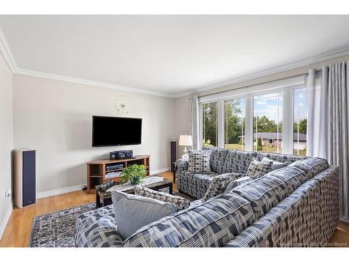 10 Cedar St, Miramichi, NB 