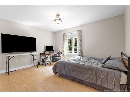 10 Cedar St, Miramichi, NB 