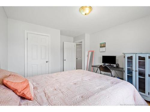 10 Cedar St, Miramichi, NB 