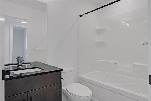 225 Rutland St, Winnipeg, MB 