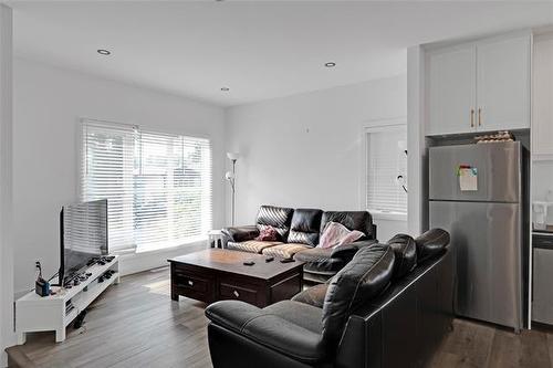 225 Rutland St, Winnipeg, MB 