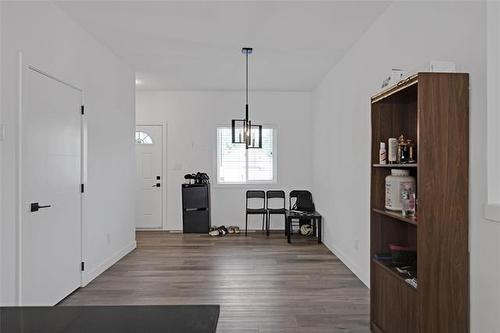 225 Rutland St, Winnipeg, MB 