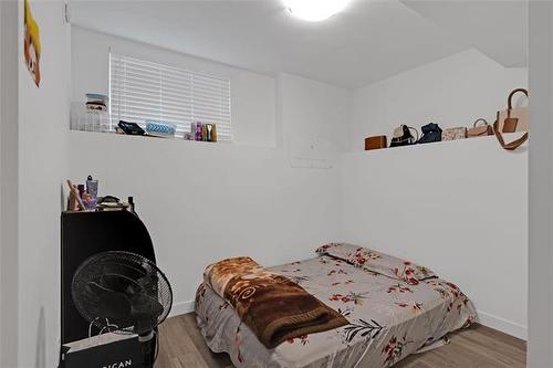 225 Rutland St, Winnipeg, MB 