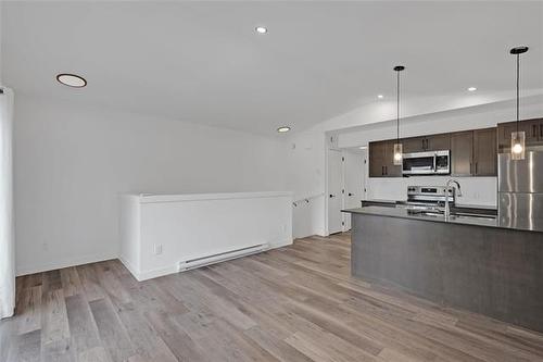 225 Rutland St, Winnipeg, MB 