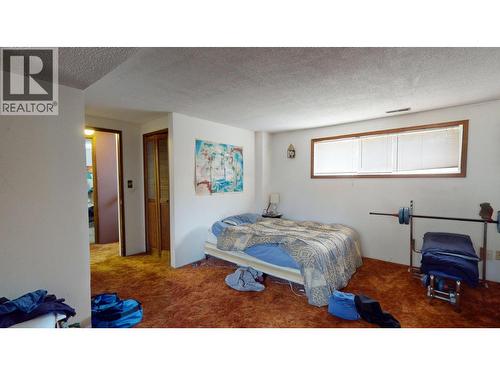 2016 Alder Street, Elkford, BC - Indoor Photo Showing Bedroom