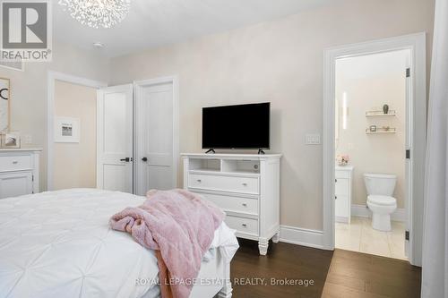 2338 Hyacinth Crescent, Oakville, ON - Indoor Photo Showing Bedroom