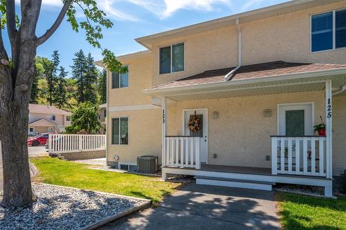 123-1458 Penticton Avenue, Penticton, BC - Outdoor With Deck Patio Veranda