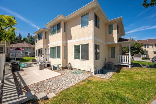 123-1458 Penticton Avenue, Penticton, BC - Outdoor